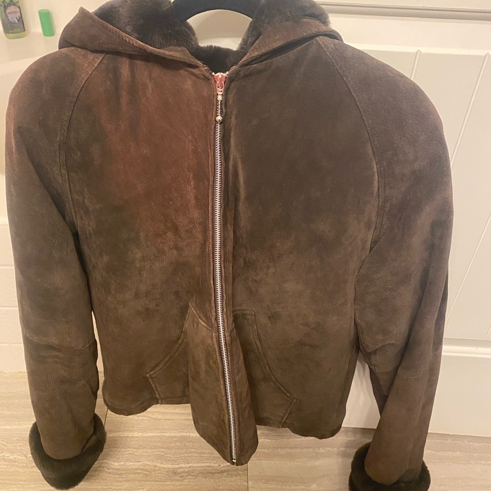 Maxima Wilson’s Brown Suede Hooded Jacket